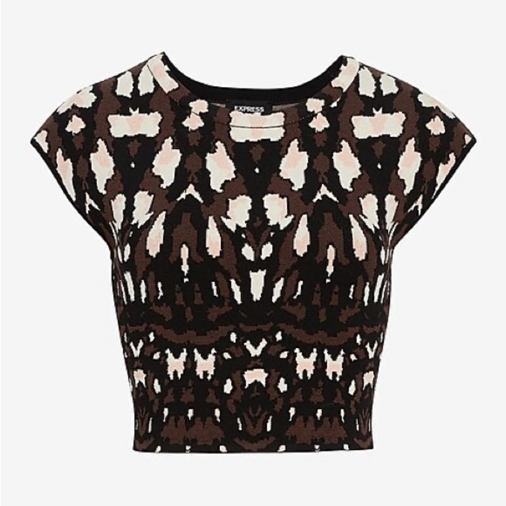 Express Body Contour Cropped Sweater